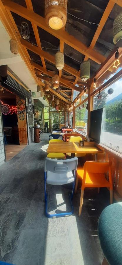 Throttle Shrottle Moto Hostel Manāli エクステリア 写真