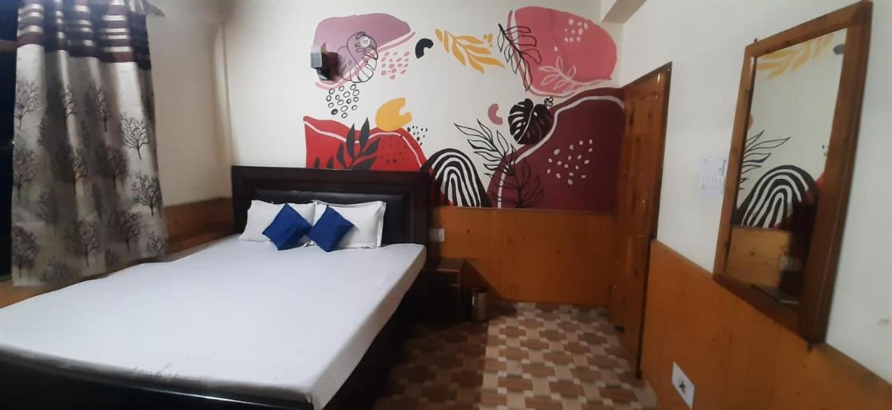 Throttle Shrottle Moto Hostel Manāli エクステリア 写真